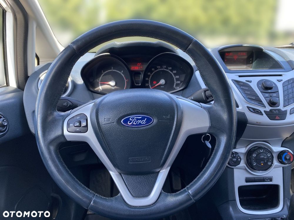 Ford Fiesta 1.6 TDCi DPF Trend SVP - 17