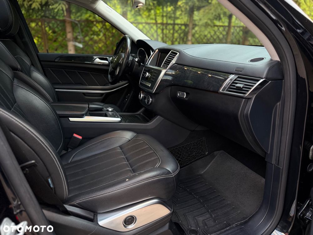 Mercedes-Benz GL 350 BlueTEC 4-Matic - 18