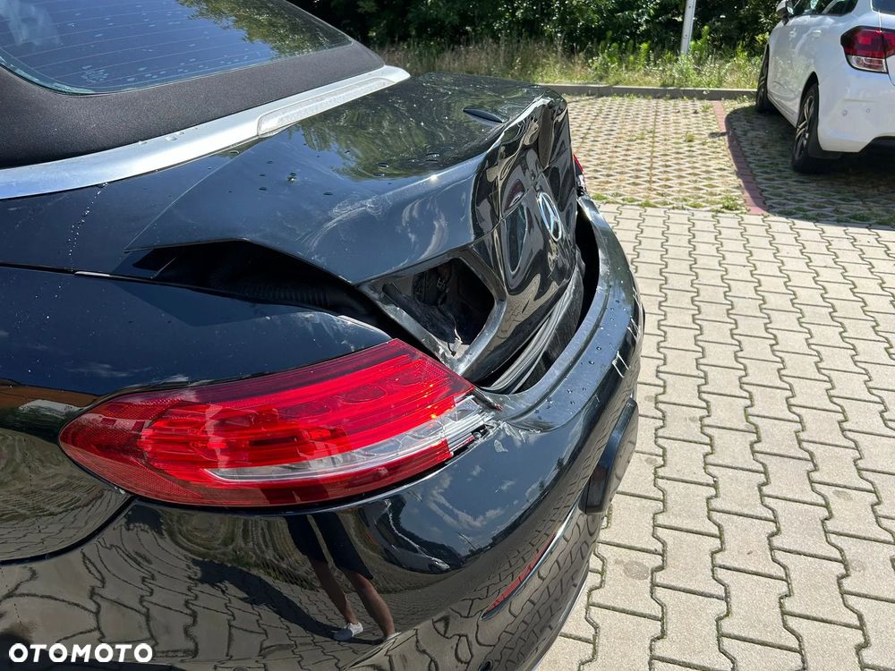 Mercedes-Benz Klasa C 300 Cabrio 9G-TRONIC Night Edition - 11
