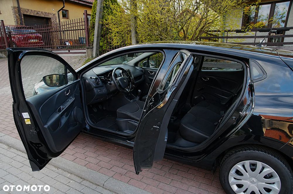 Renault Clio 1.2 16V 75 Experience - 17