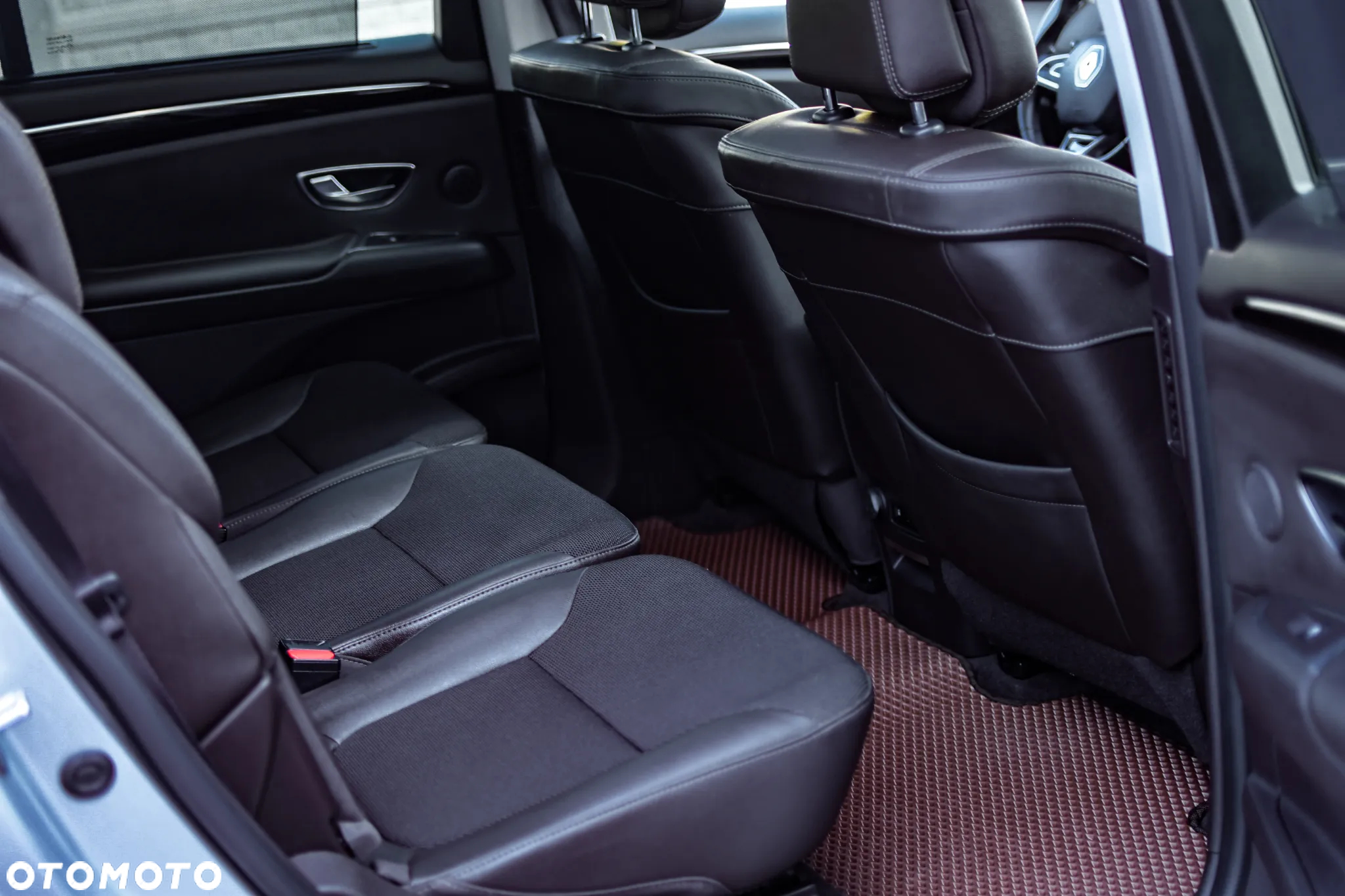 Renault Espace 1.6 dCi Energy Magnetic EDC - 24
