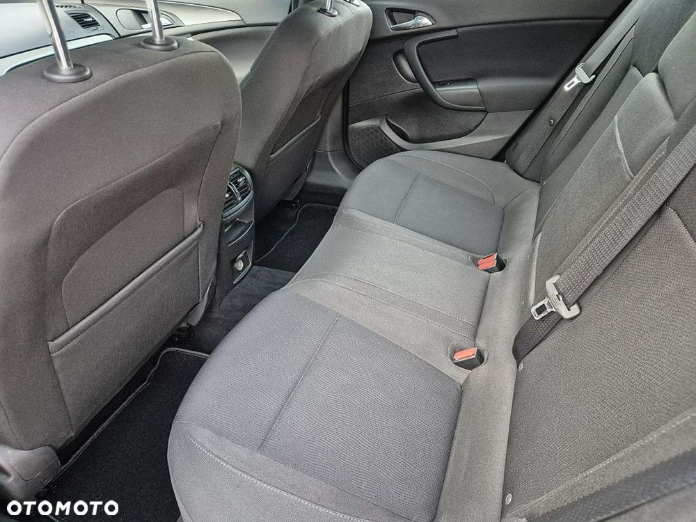 Opel Insignia 1.6 Turbo - 19