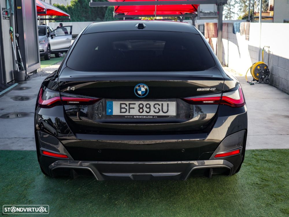 BMW i4 eDrive40 Pack Desportivo M - 9