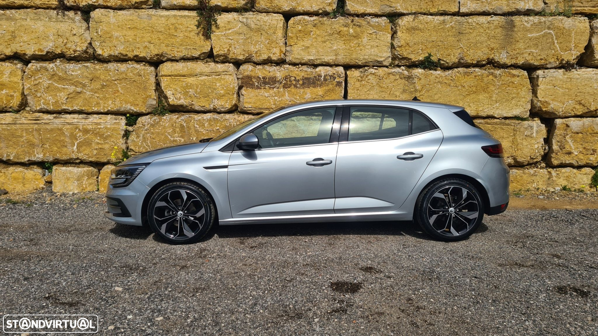 Renault Mégane 1.5 Blue dCi Intens EDC - 3