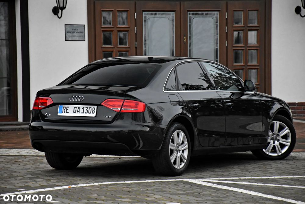 Audi A4 Limousine 1.8 TFSI Attraction - 22