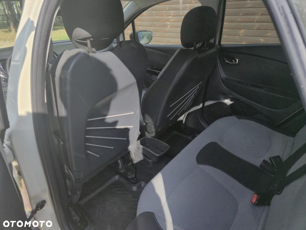 Renault Captur - 15