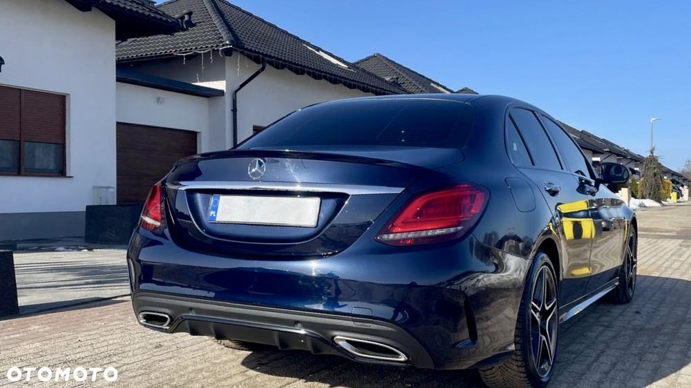 Mercedes-Benz Klasa C 300 4MATIC 9G-TRONIC - 8