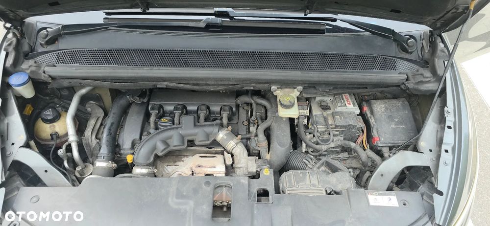 Citroën C4 Grand Picasso 1.6 THP Exclusive - 25