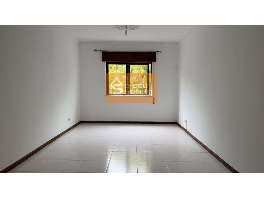 Apartamento T2 com elevador no centro de Loulé