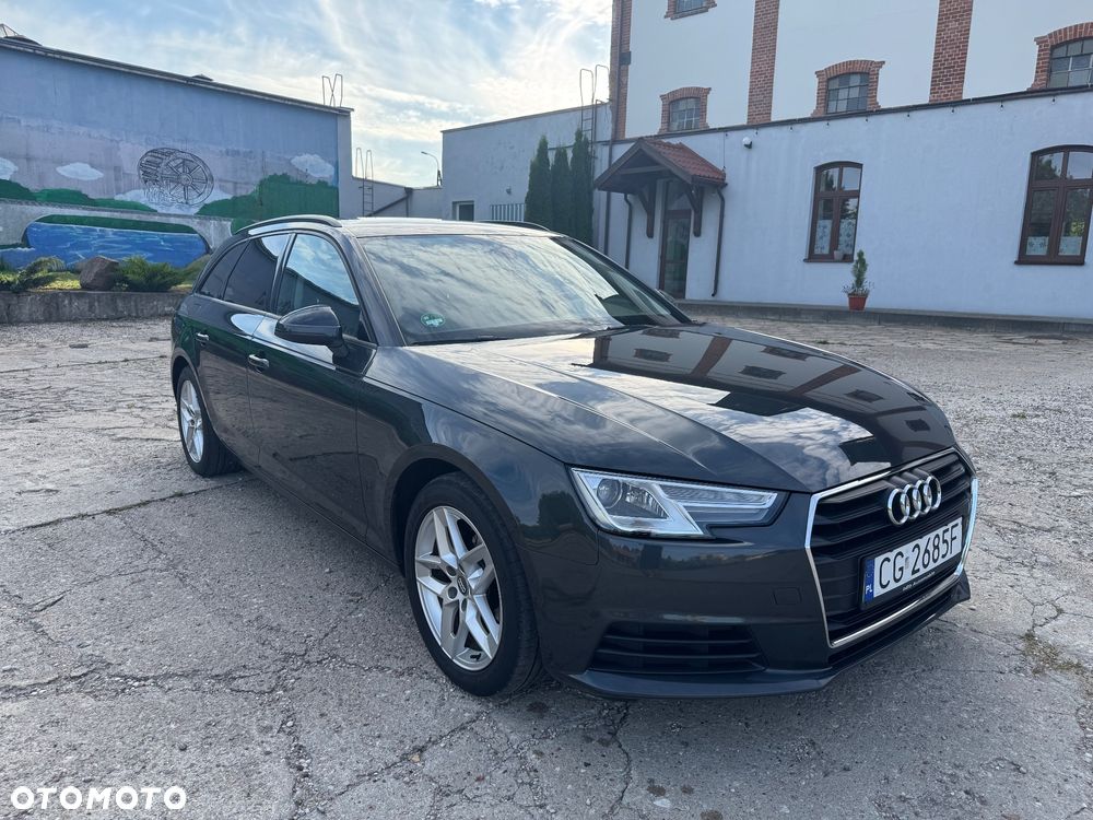 Audi A4 Avant 2.0 TDI Sport S tronic - 4