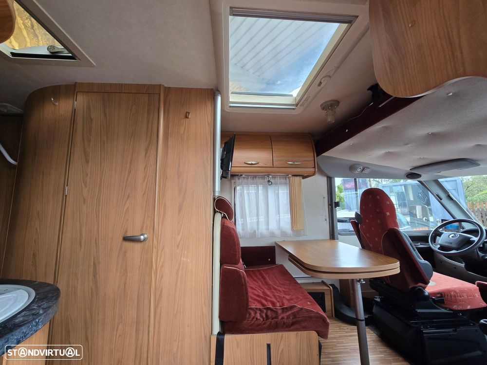 Fiat Ducato BURSTNER AVIANO - 13