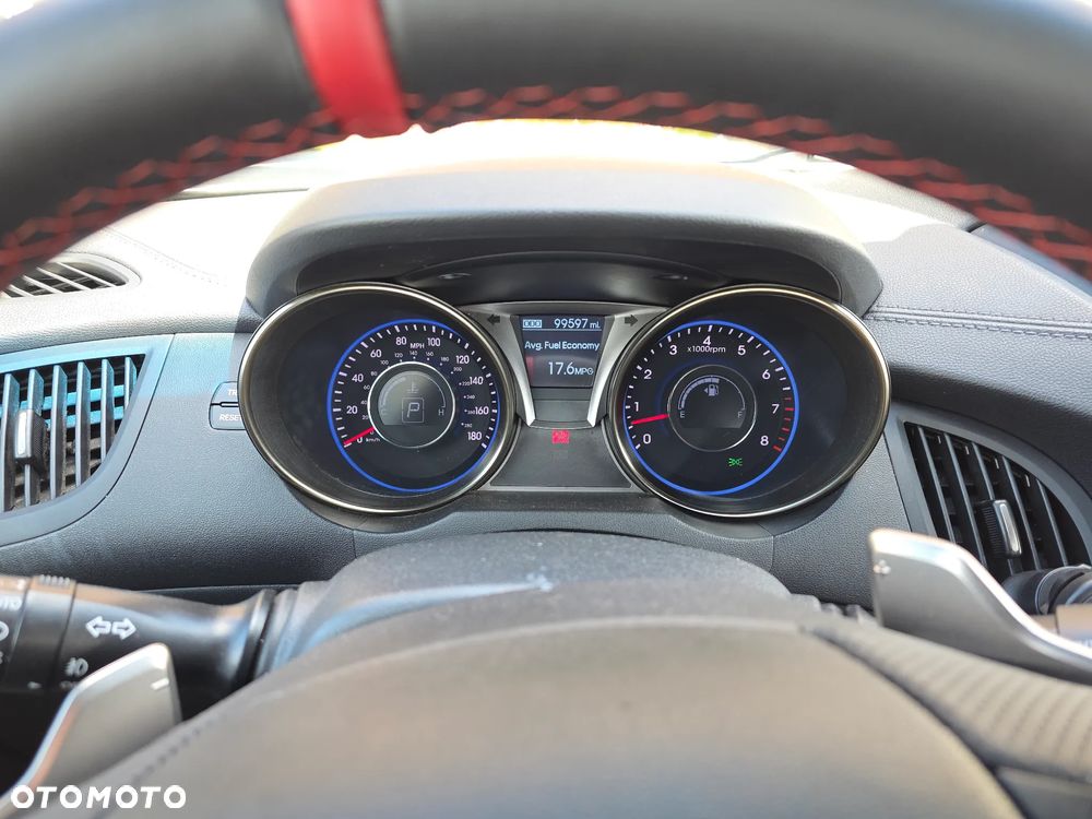 Hyundai Genesis Coupe - 17