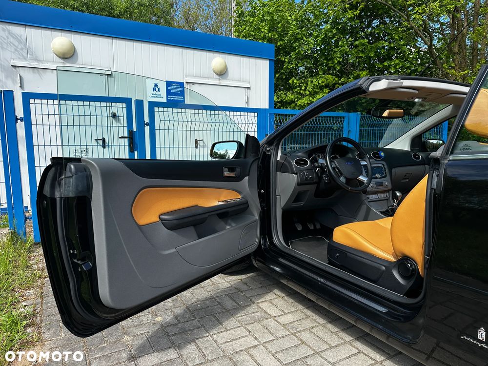 Ford Focus 2.0 TDCi DPF Titanium - 15