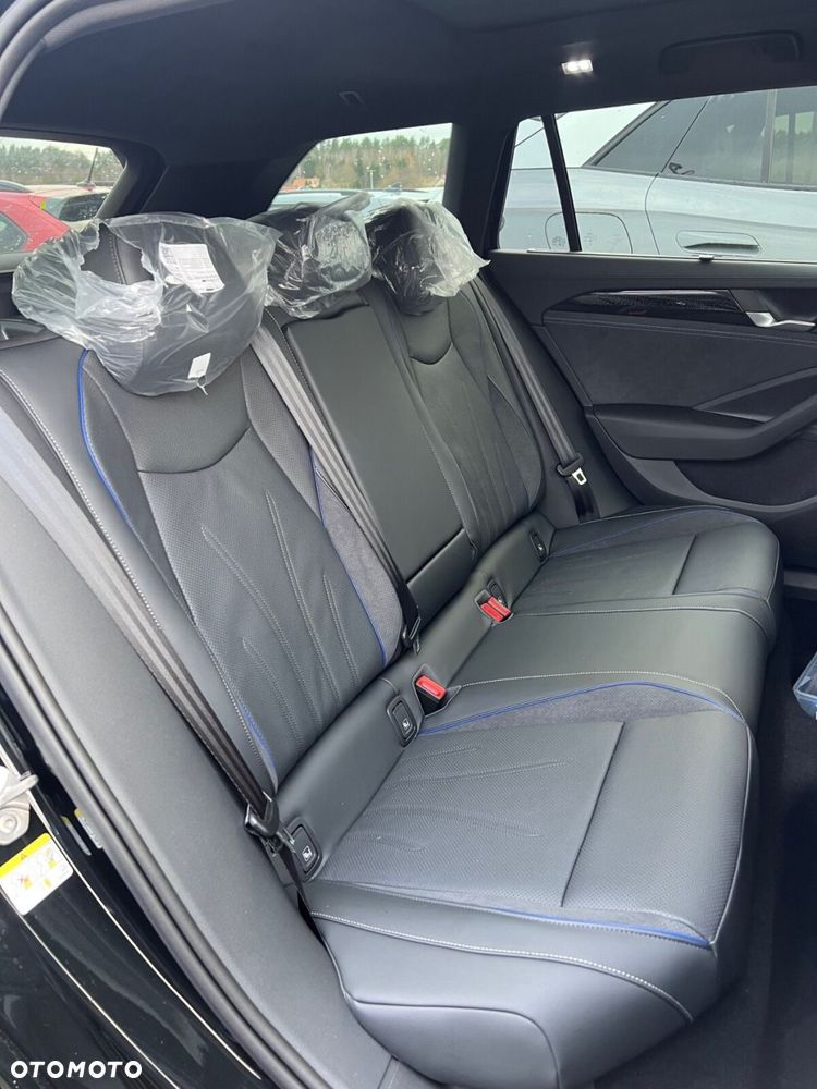 Volkswagen Passat - 7