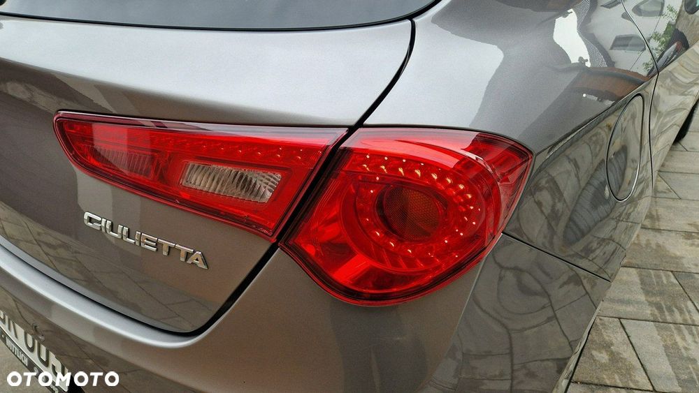 Alfa Romeo Giulietta - 12