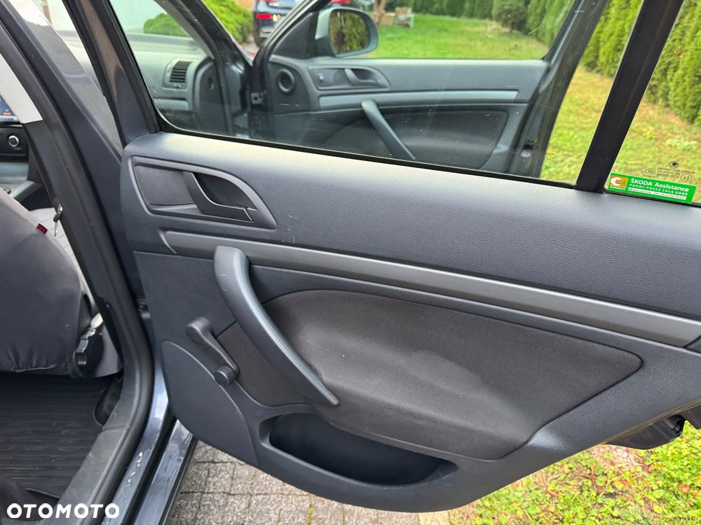 Skoda Octavia 1.4 TSI Ambiente - 19