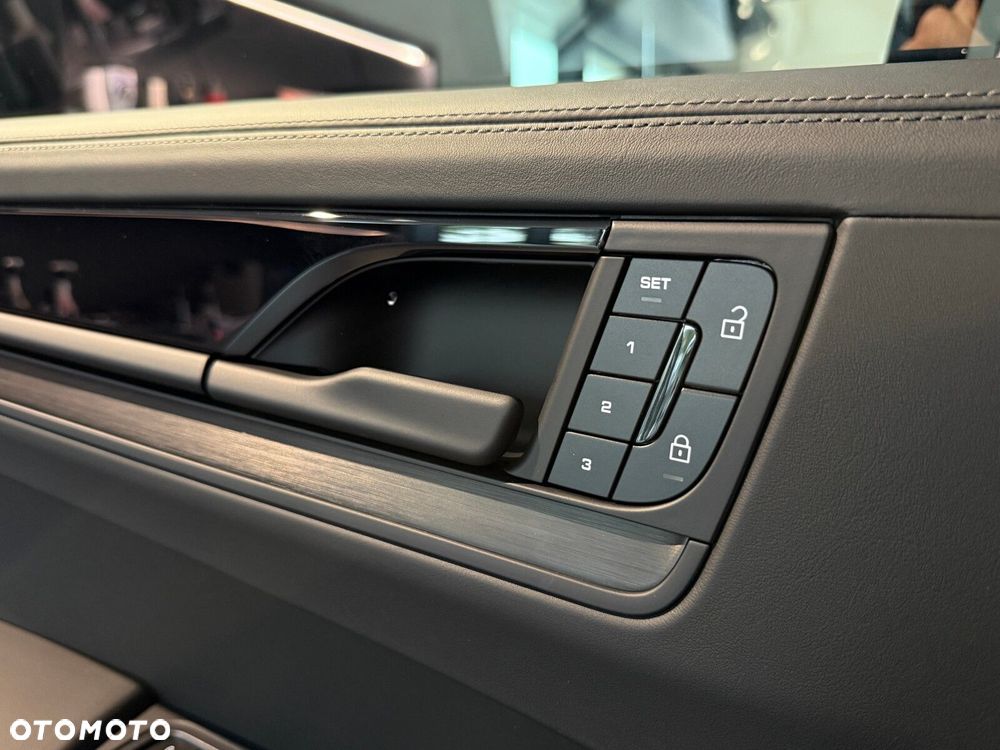 Porsche Cayenne - 17