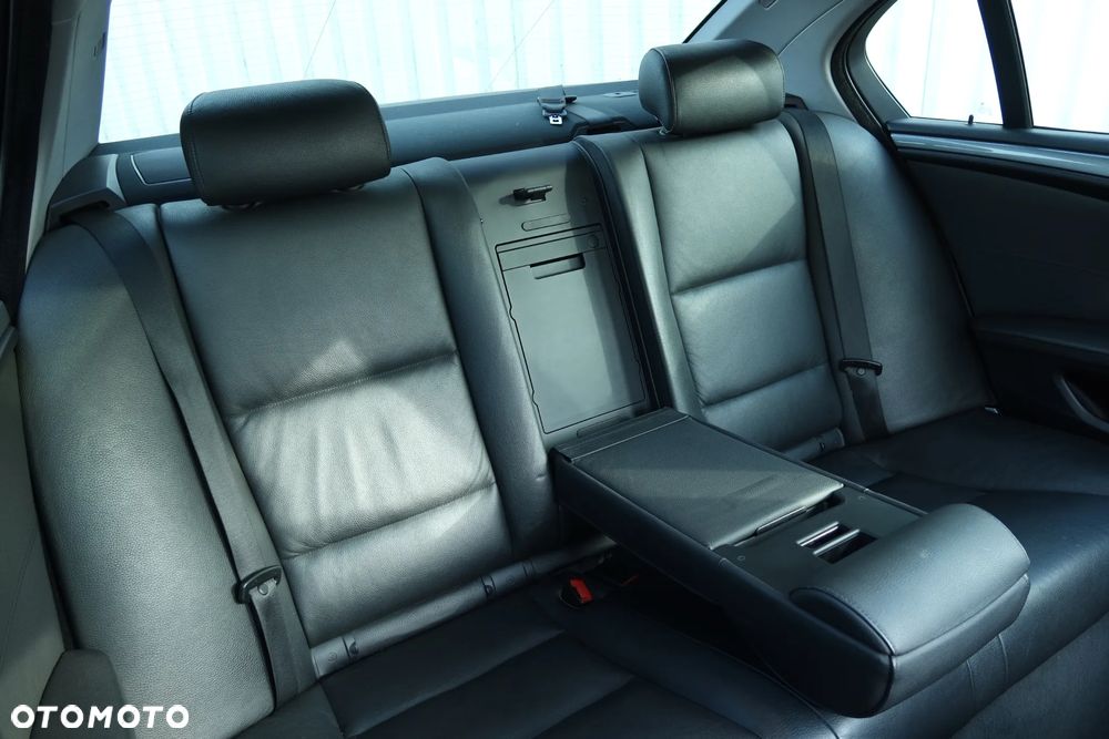 BMW Seria 5 - 33
