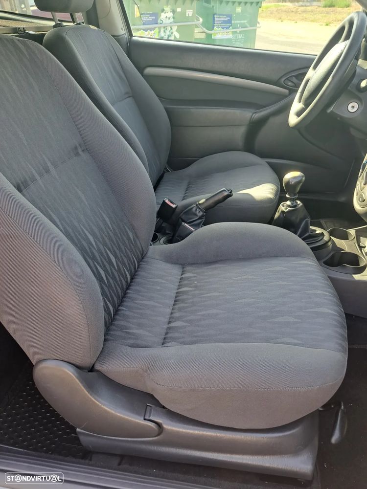 Ford Focus 1.8 TDCi Trend - 11