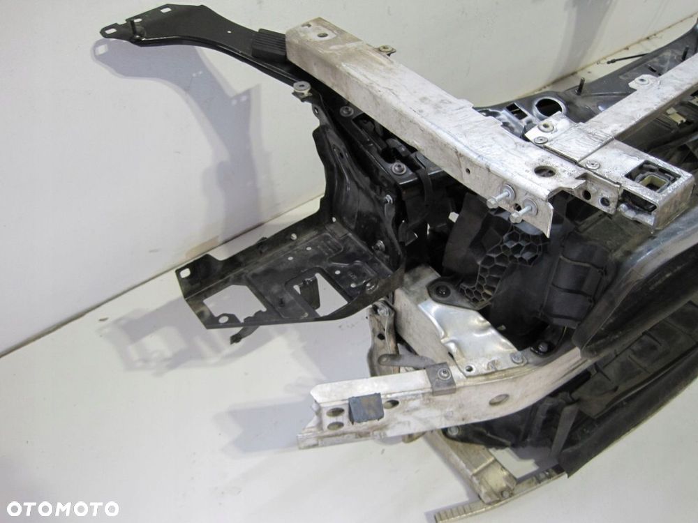 Pas przedni CHŁODNICE BMW X2 F39 2,0D - 4