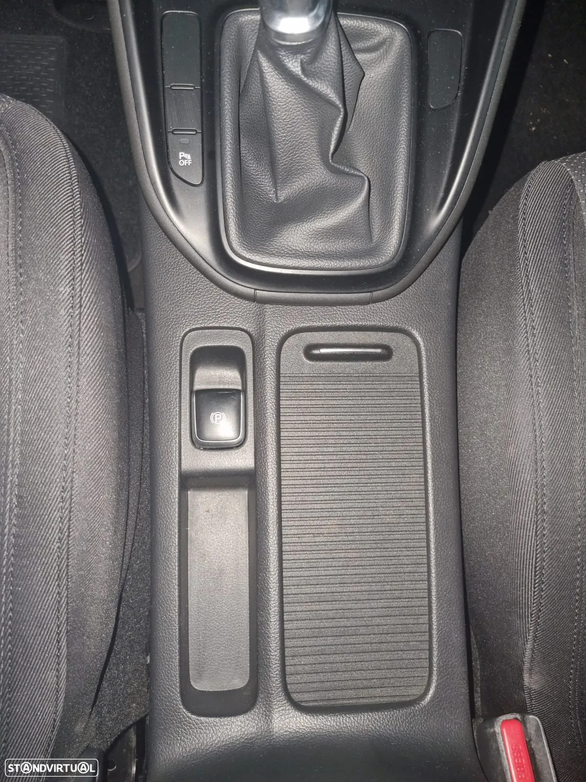 Kia Carens 1.7 CRDi ISG TX - 10