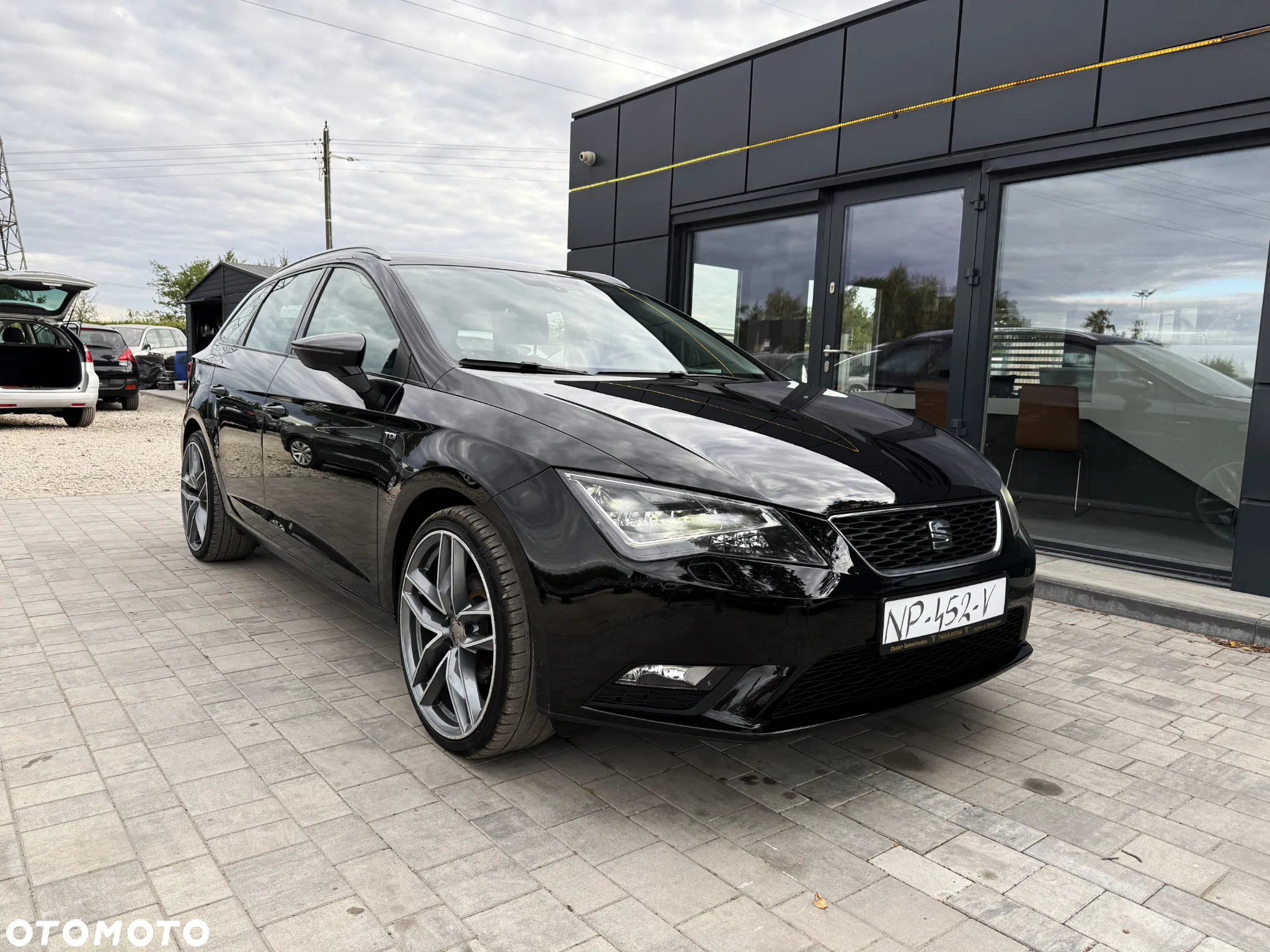 Seat Leon 2.0 TDI FR S&S - 10