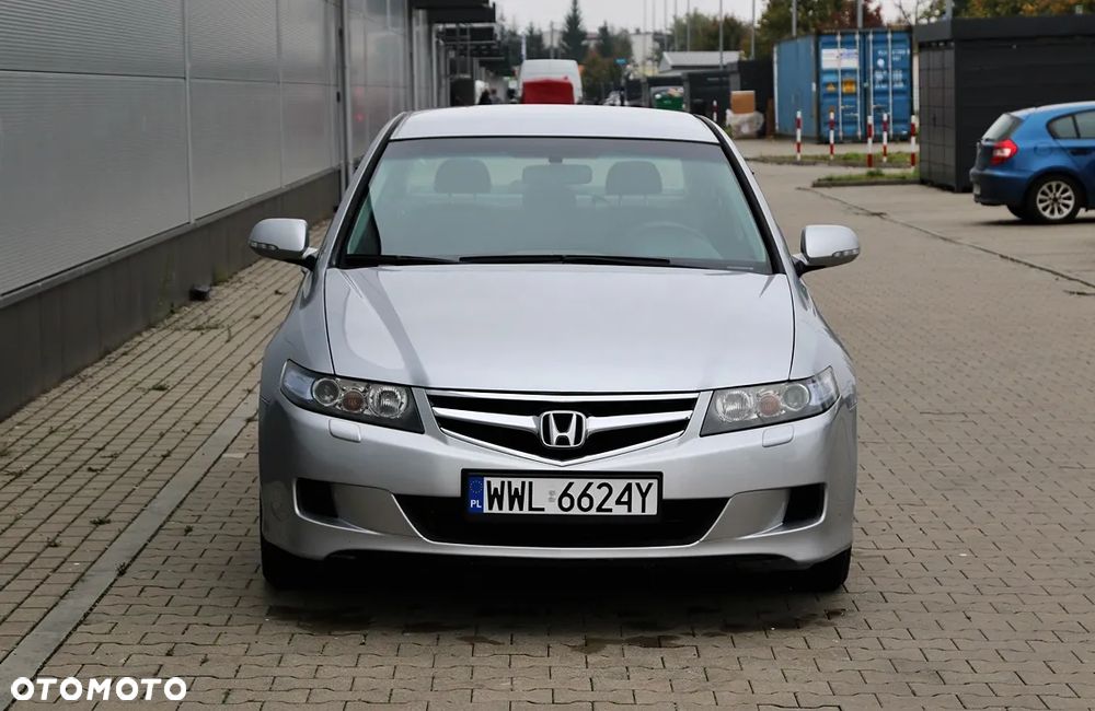 Honda Accord 2.0 Comfort - 2