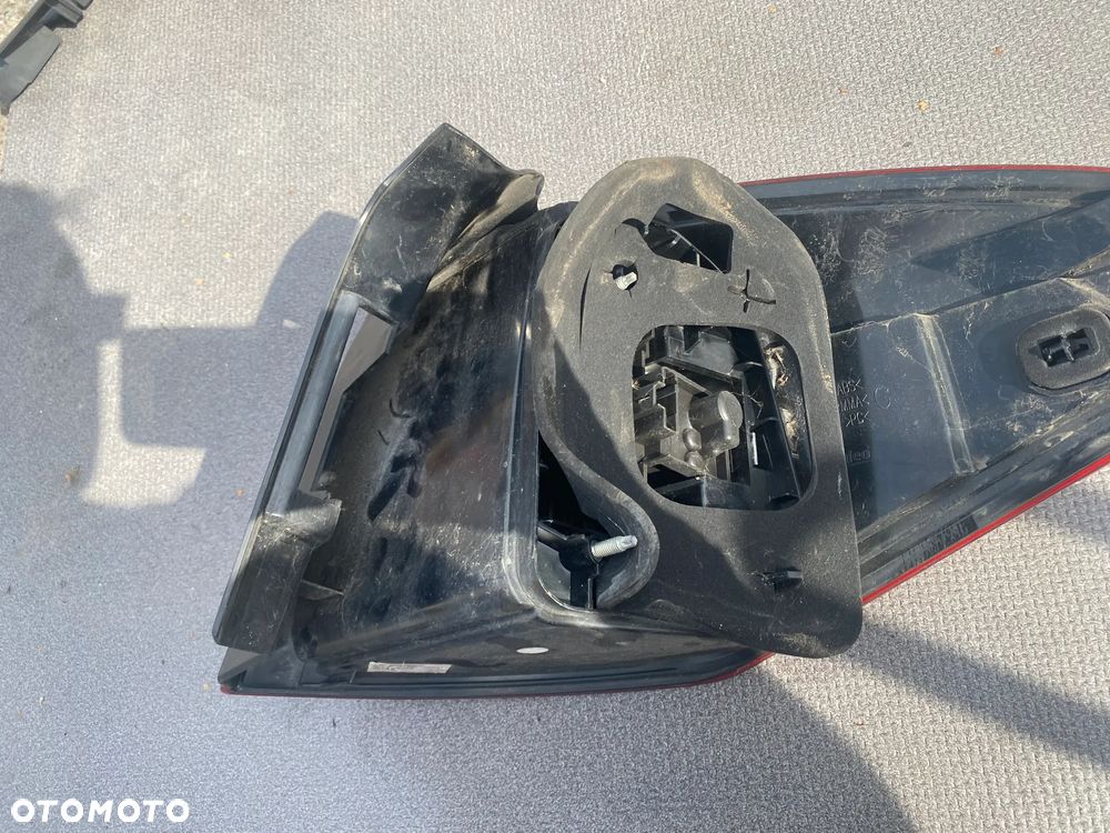 LAMPA TYŁ TYLNA LEWA RENAULT LAGUNA 3 III - 7