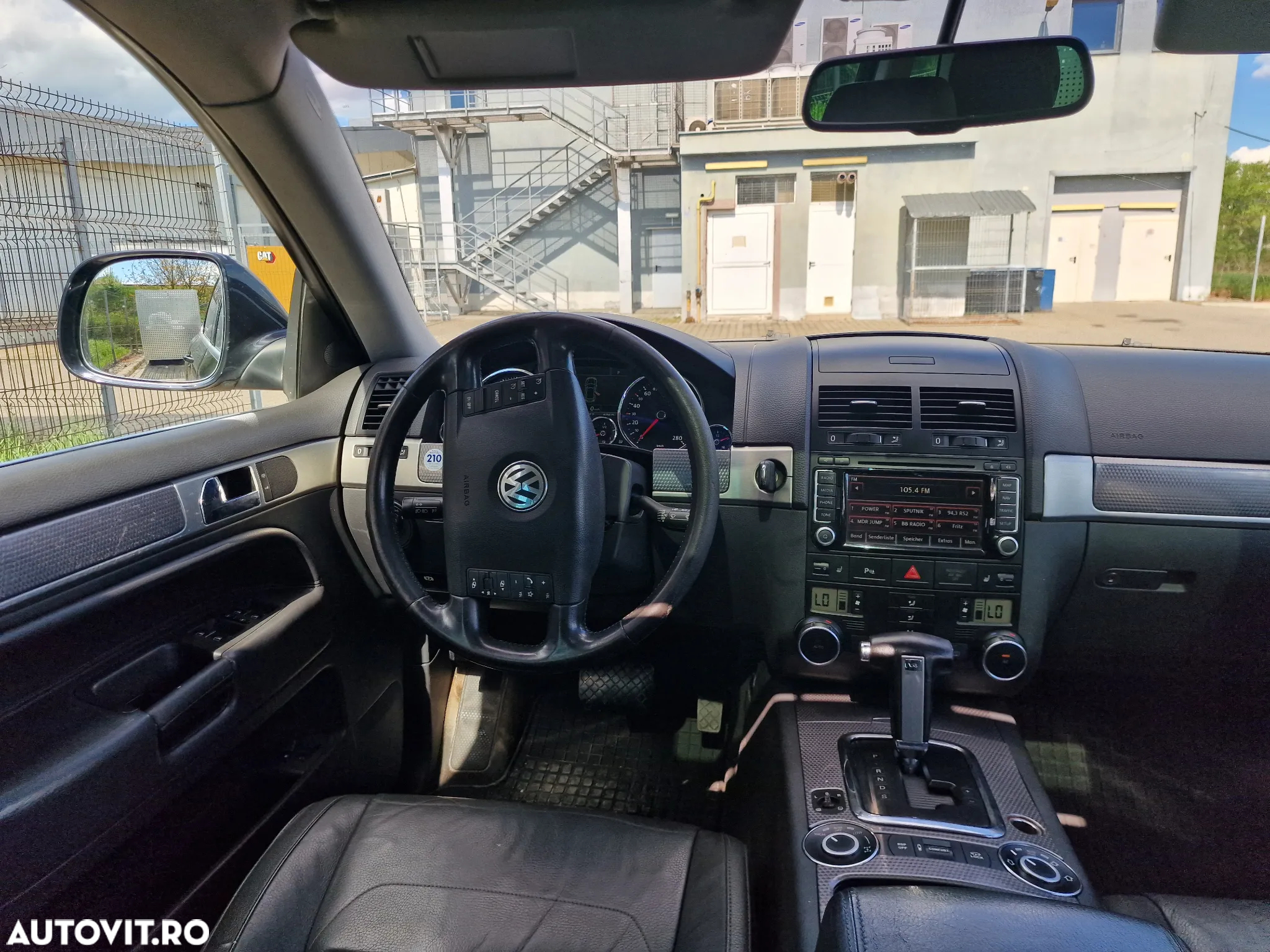 Volkswagen Touareg - 16