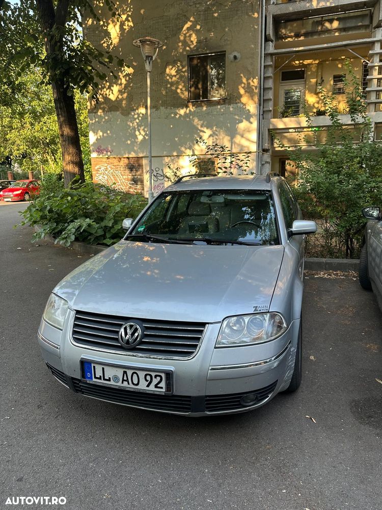 Volkswagen Passat 1.9TDI Highline Aut - 2
