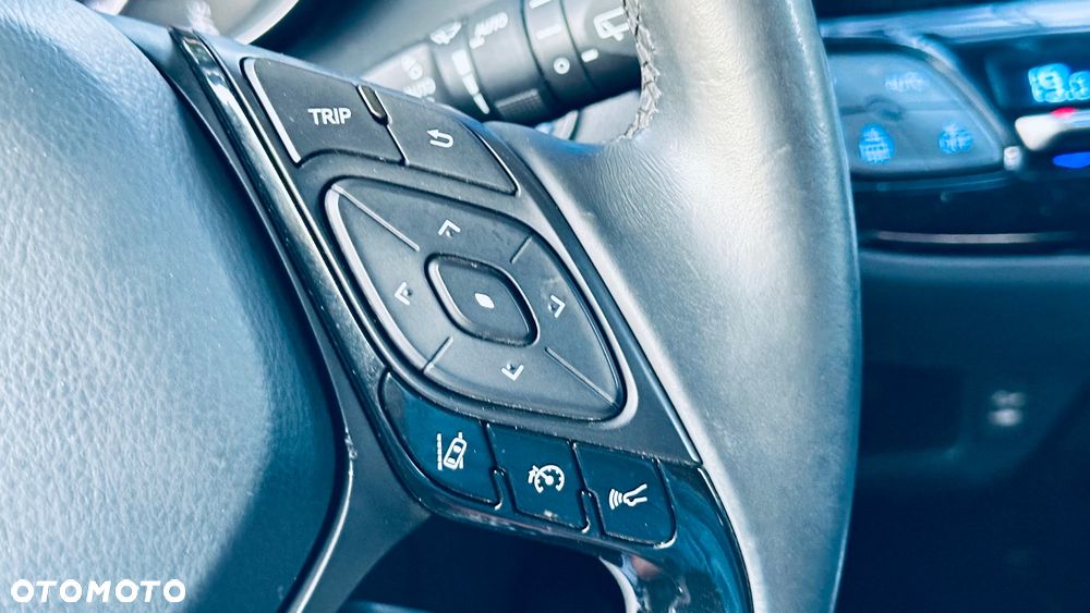 Toyota C-HR 1.8 Hybrid GPF Selection - 24