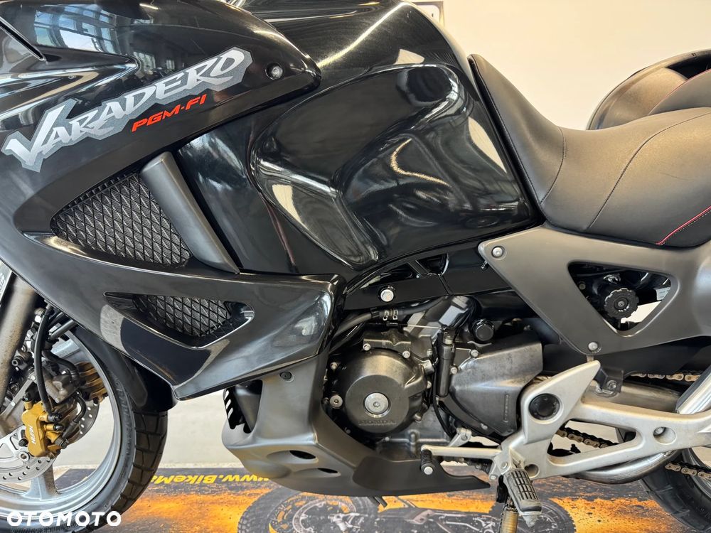 Honda XL - 23