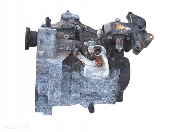 skrzynia biegów audi a2 1.4 16v benzyna eyx - 5