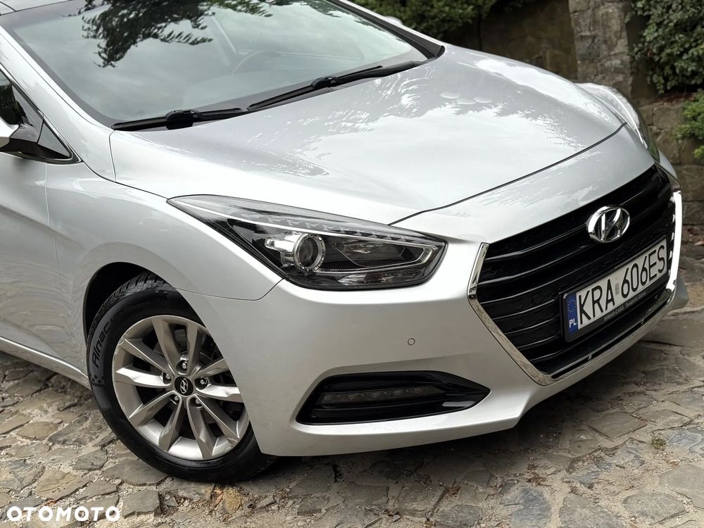 Hyundai i40 Kombi blue 1.7 CRDi DCT Premium - 40