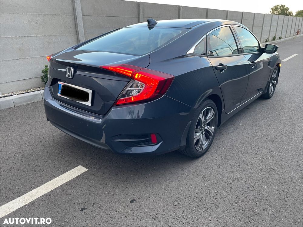 Honda Civic Sedan 1.5 VTEC Turbo Elegance Navi - 3