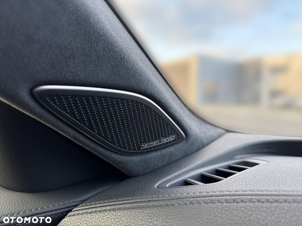 Volkswagen Passat - 24