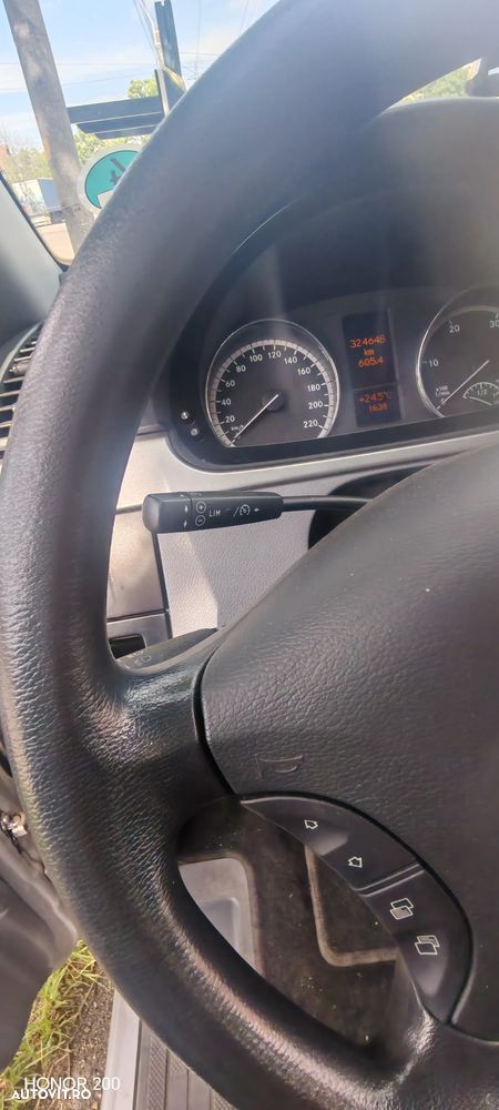 Mercedes-Benz Vito - 11