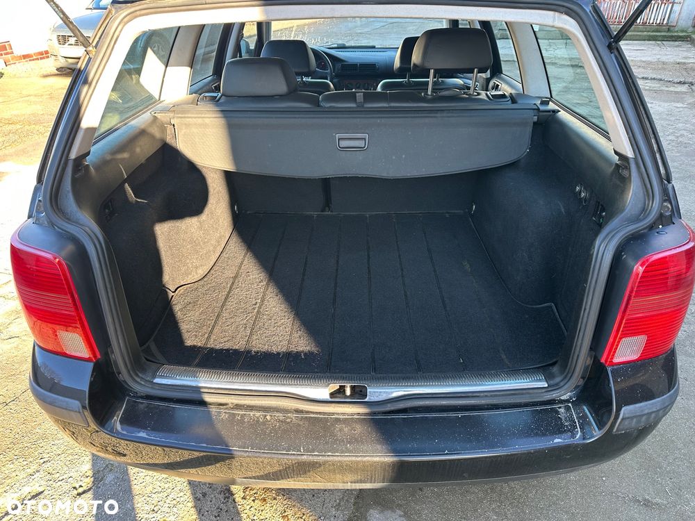 Volkswagen Passat 1.8 Highline - 10