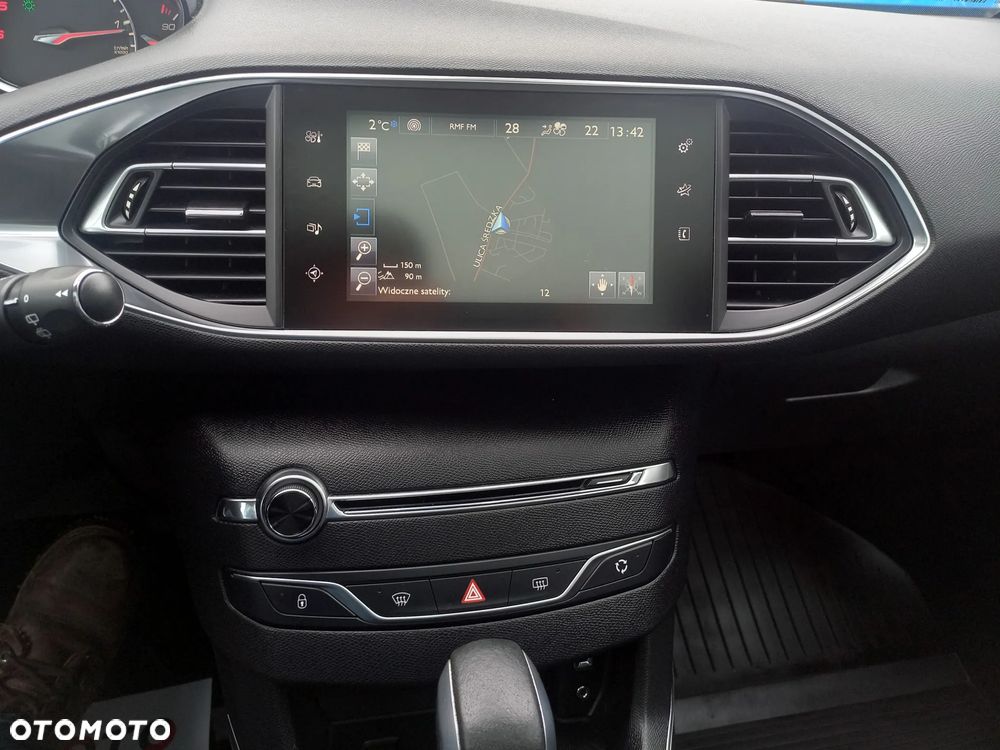 Peugeot 308 BlueHDi 150 EAT6 Stop & Start Allure - 26