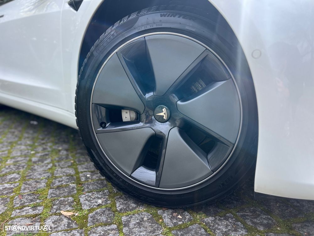 Tesla Model 3 Standard Range Plus RWD - 4