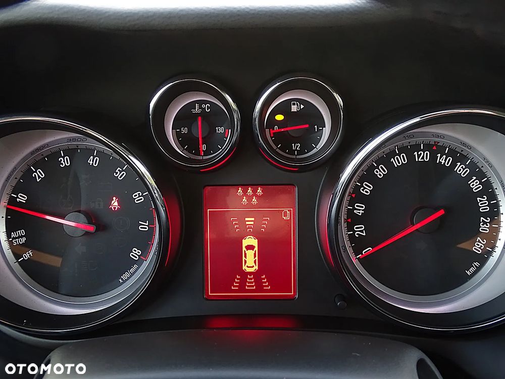 Opel Zafira Tourer 1.4 Turbo Innovation - 22