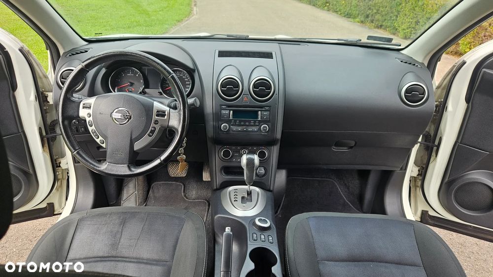Nissan Qashqai - 10