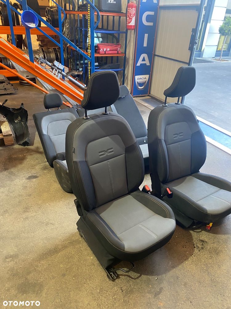 DACIA Logan III SANDERO 3 III STEPWAY lift  IGŁY ! Jak NOWE ! 25r  3,5 tys. km!  Alcantara skóra skórzane półskóra KANAPA FOTELE KOMPLET FOTELI SIEDZENIA poduszki w fotel poduszka fotela  alkantara Wwa - 4