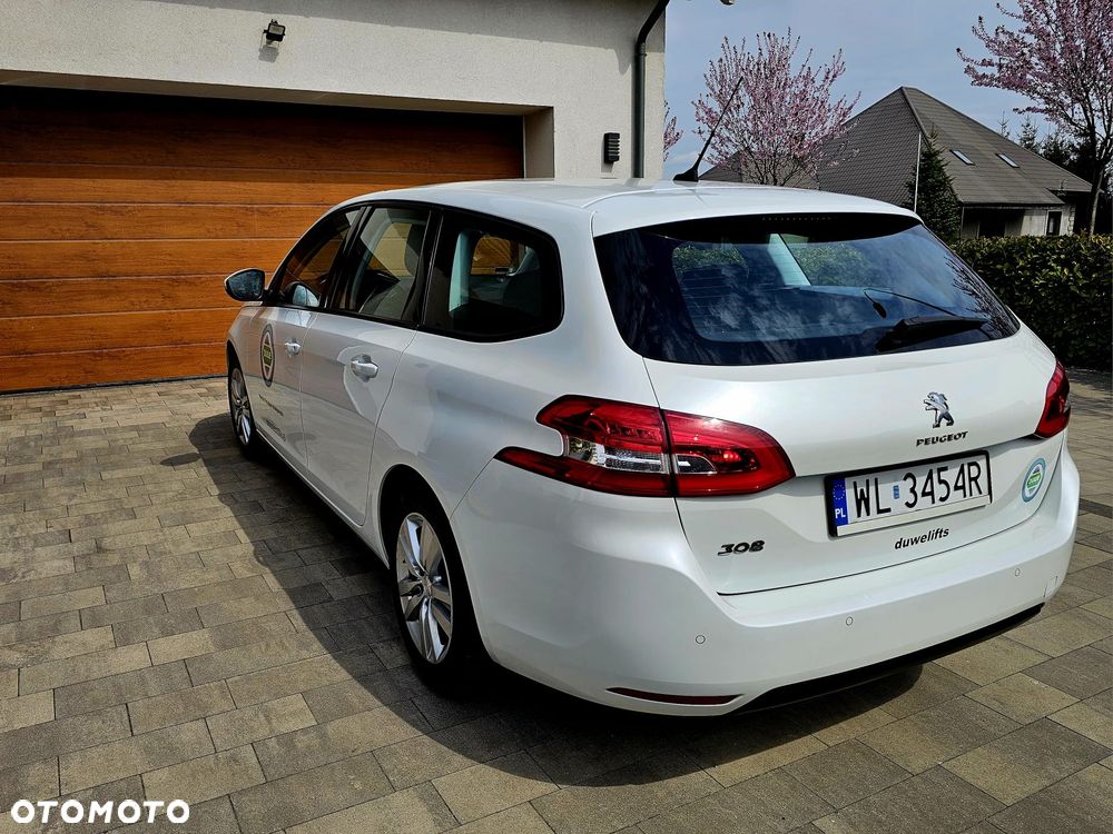Peugeot 308 1.2 PureTech Active Pack S&S EAT8 - 3