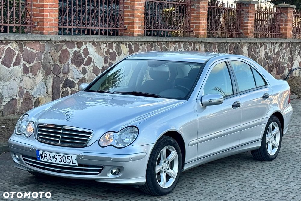 Mercedes-Benz Klasa C 280 Elegance 4-Matic - 4