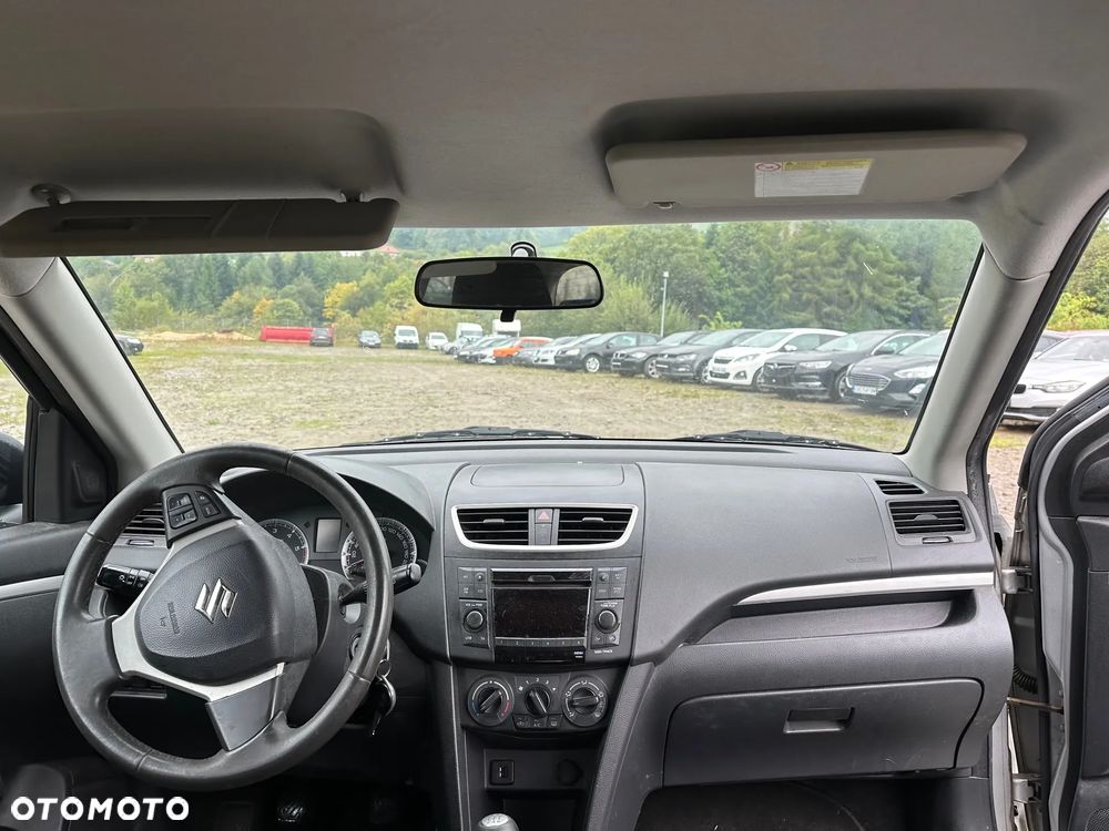 Suzuki Swift 1.3 DDiS 16v GLX DPF - 11