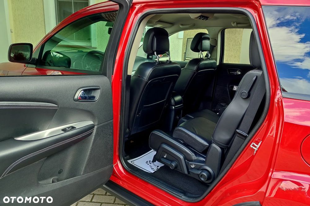 Fiat Freemont 2.0 Multijet Lounge AWD - 32