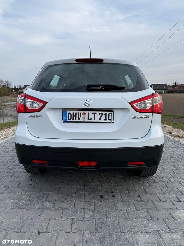 Suzuki SX4 1.5 Comfort - 12