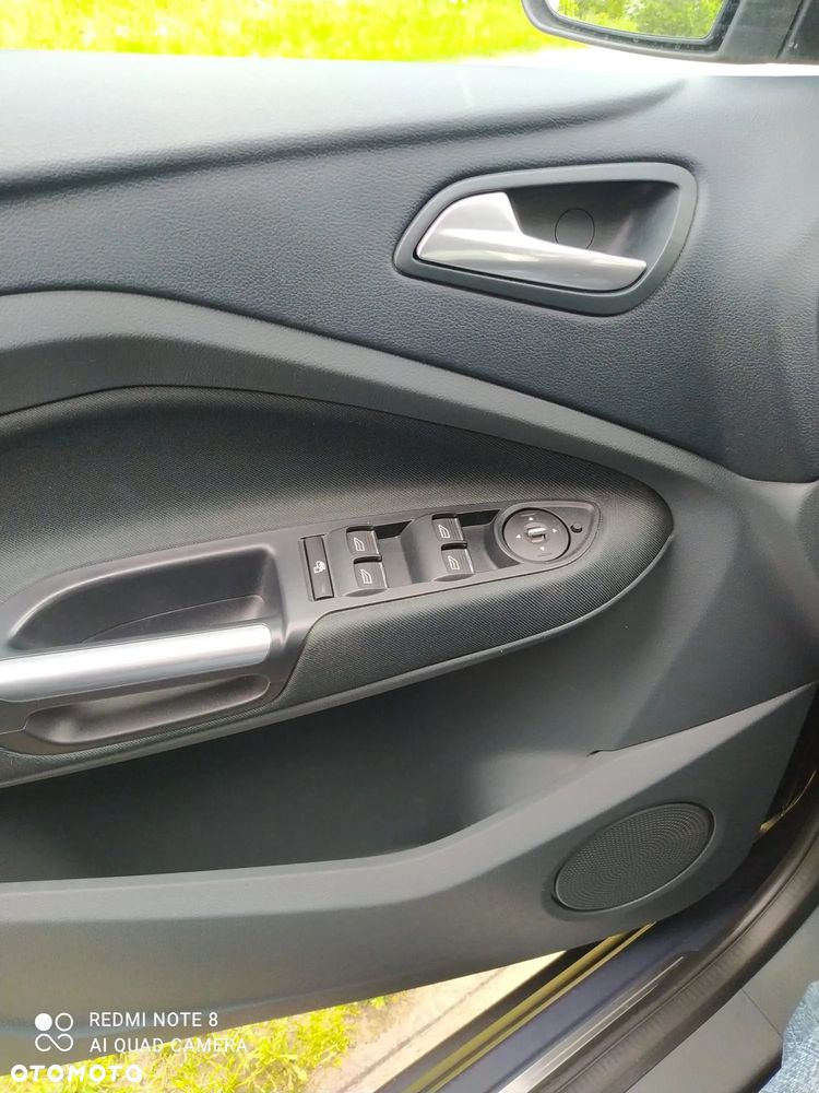 Ford C-MAX ver-1-6-tdci-titanium - 13
