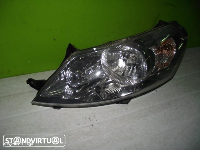 Farol Esquerdo Citroen Jumpy - 2007 / 2016 - 2